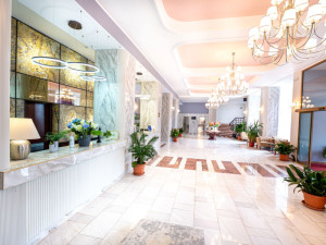 Hotel AMBASADOR
