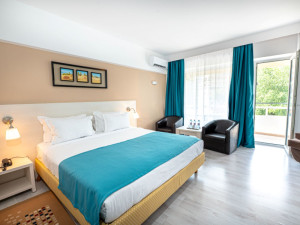 Hotel AMBASADOR