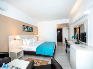 Hotel AMBASADOR