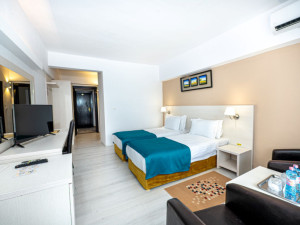 Hotel AMBASADOR
