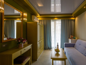 HOTEL CRAIOVA BY PHOENICIA BLUE VIEW