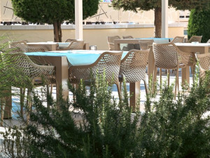 Hotel IAKI