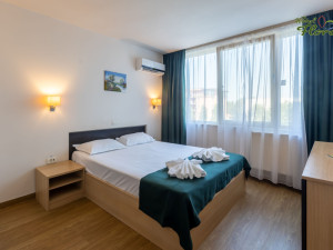 Hotel FLORA