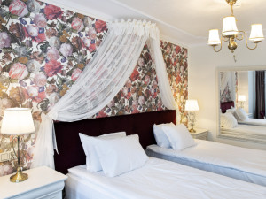 Hotel CARAIMAN