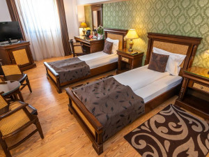 Hotel KORONA