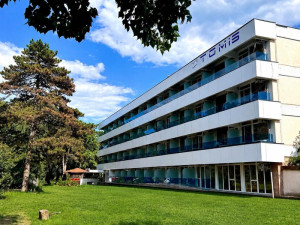 Hotel TOMIS