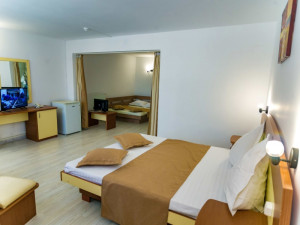 Hotel ADRIA