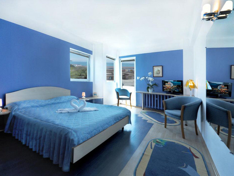 Hotel ALBATROS Mamaia Oferte De Cazare La Hotel ALBATROS Mamaia 2025