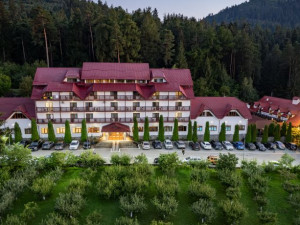 Hotel Q RESORT AND SPA - Sacele