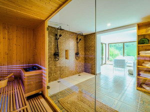 YAEL LUXURY