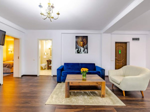 YAEL LUXURY