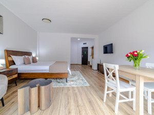 YAEL LUXURY