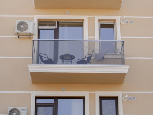 SOLID RESIDENCE