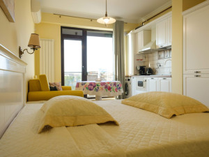 SOLID RESIDENCE
