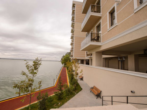 SOLID RESIDENCE