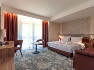 Hotel CRYSTAL