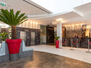 Hotel CRYSTAL