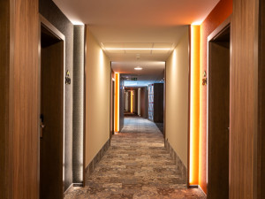Hotel CRYSTAL