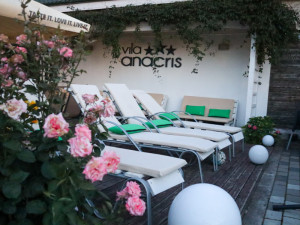 Vila ANACRIS GUESTHOUSE