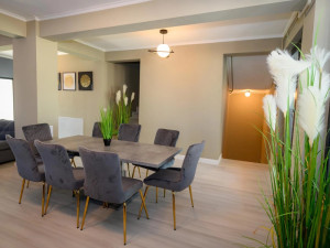 AQUARIUM RESIDENCE PENTHOUSE 7