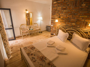 Camere de inchiriat SUNNY BORDER ADULTS ONLY