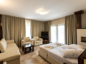 Hotel BY TONY