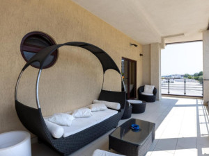 Hotel BY TONY