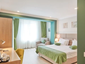 Hotel AZALEEA