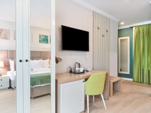 Hotel AZALEEA