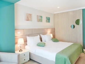 Hotel AZALEEA