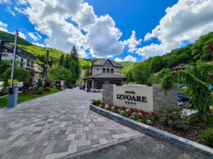Hotel IZVOARE - Calimanesti-Caciulata