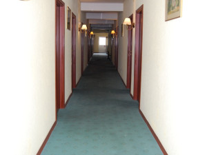 Hotel BUCEGI PORTILE REGATULUI