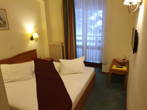 Hotel BUCEGI PORTILE REGATULUI