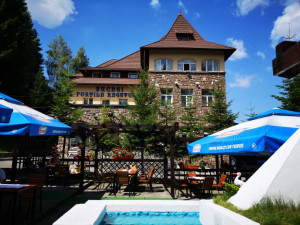 Hotel BUCEGI PORTILE REGATULUI