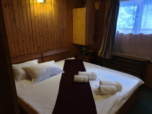 Hotel BUCEGI PORTILE REGATULUI