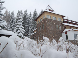 Hotel BUCEGI PORTILE REGATULUI