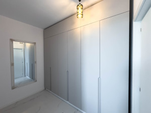 WAVE 6 APARTMENTS
