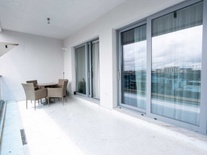 WAVE 6 APARTMENTS