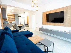 WAVE 6 APARTMENTS