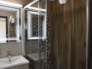 CAMERE BLACK SEA HORSES