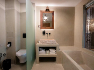 HOTEL HANUL BUCOVINEI
