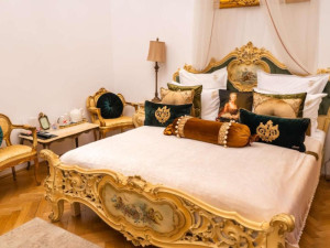 HOTEL CONACUL COROANEI LUXURY BOUTIQUE MANSION